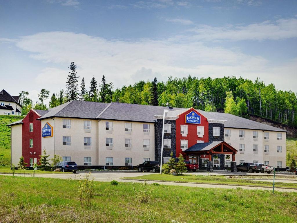 Lakeview Inns & Suites - Slave Lake Екстериор снимка