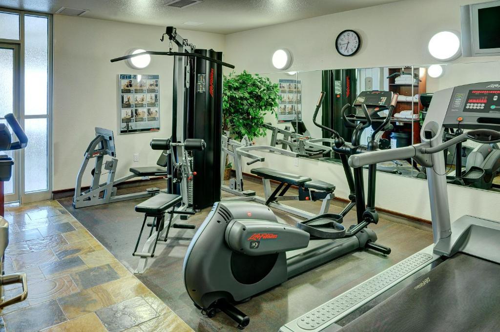 Lakeview Inns & Suites - Slave Lake Екстериор снимка